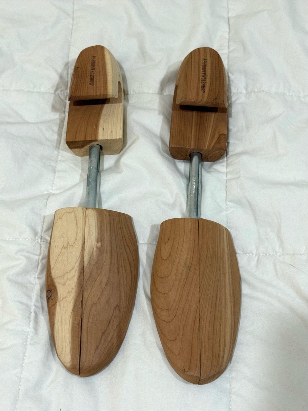 Johnston & Murphy Cedar Shoe Trees - Two-Tone Brown